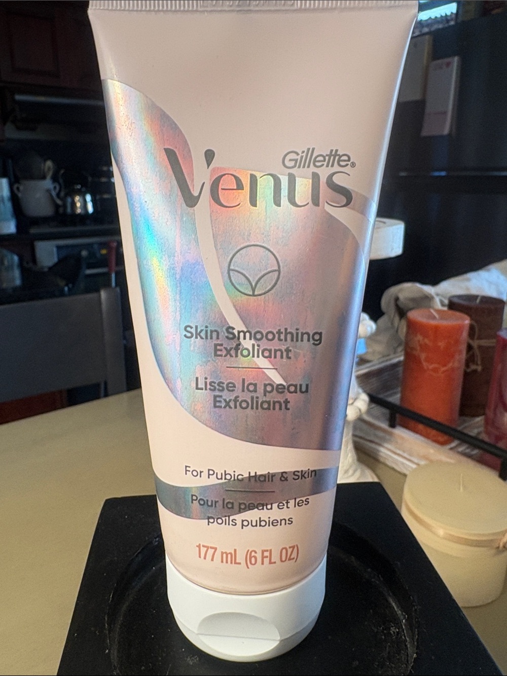 VENUS Skin Smoothing Exfoliant Tube - White with Iridescent Holographic Accents